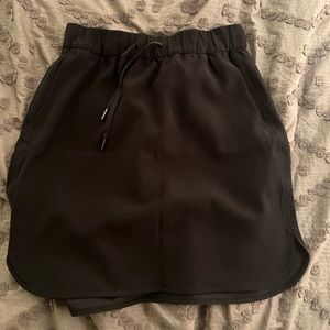 Lulu lemon skirt